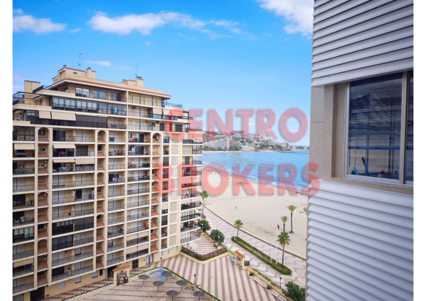 Duży apartament z basenem z widokiem na morze w Cullera